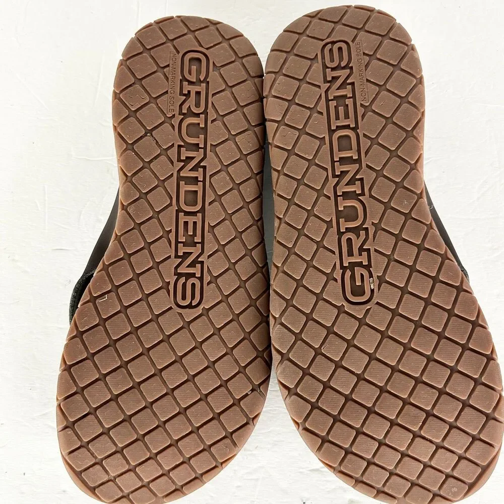 Grundens Men's Fishfinder Sandals Size 12 Dark Brown Waterproof